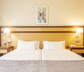 Chambre individuelle corporate Hotel ILUNION Pío XII Madrid Chambre individuelle corporate Hotel ILUNION Pío XII Madrid