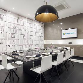 Salle privé ilunion suites madrid Hotel ILUNION Suites Madrid Salle privé ilunion suites madrid Hotel ILUNION Suites Madrid