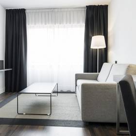 Chambre ilunion suites madrid Hotel ILUNION Suites Madrid Chambre ilunion suites madrid Hotel ILUNION Suites Madrid