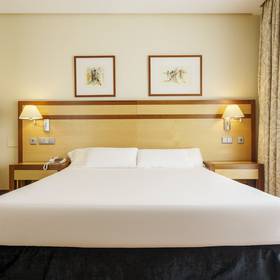 Chambre avec salon ilunion alcalá norte Hotel ILUNION Alcalá Norte Madrid Chambre avec salon ilunion alcalá norte Hotel ILUNION Alcalá Norte Madrid