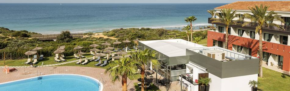 Piscine Hotel ILUNION Calas de Conil Conil de la Frontera Piscine Hotel ILUNION Calas de Conil Conil de la Frontera