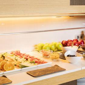 PETIT DÉJEUNER BUFFET ILUNION AQUA 3 PETIT DÉJEUNER BUFFET ILUNION AQUA 3