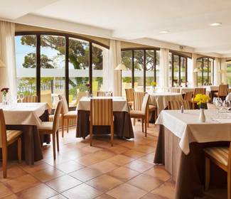 Cafétéria Hotel ILUNION Caleta Park S'Agaró Cafétéria Hotel ILUNION Caleta Park S'Agaró
