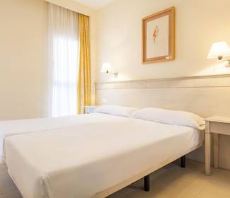 Appartement de deux chambres avec accès au jardin Aparthotel ILUNION Sancti Petri Cádiz Appartement de deux chambres avec accès au jardin Aparthotel ILUNION Sancti Petri Cádiz