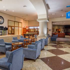 Bar Hôtel ILUNION Les Corts – Spa Barcelone Bar Hôtel ILUNION Les Corts – Spa Barcelone