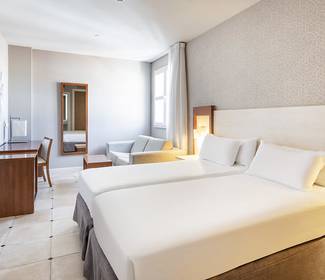 Chambre double standard Hotel ILUNION Fuengirola Chambre double standard Hotel ILUNION Fuengirola