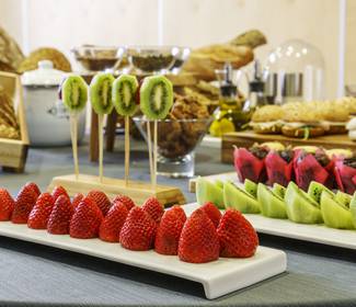 Restaurant et petit déjeuner Hotel ILUNION Alcalá Norte Madrid Restaurant et petit déjeuner Hotel ILUNION Alcalá Norte Madrid