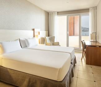 Chambre avec vue latérale sur la mer Hotel ILUNION Fuengirola Chambre avec vue latérale sur la mer Hotel ILUNION Fuengirola