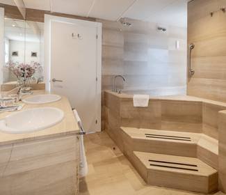 Chambre junior suite Hotel ILUNION Almirante Barcelone Chambre junior suite Hotel ILUNION Almirante Barcelone