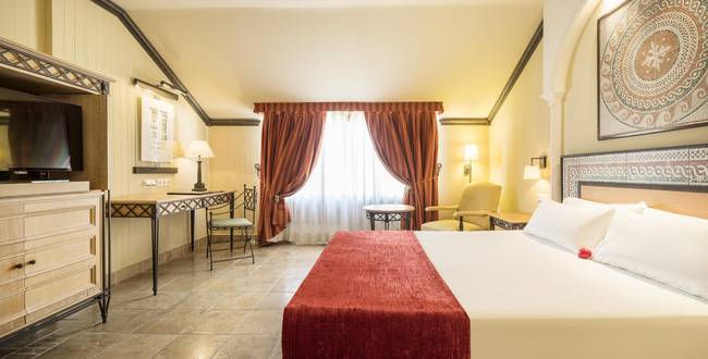 Chambre double ilunion mérida palace Hotel ILUNION Mérida Palace Chambre double ilunion mérida palace Hotel ILUNION Mérida Palace