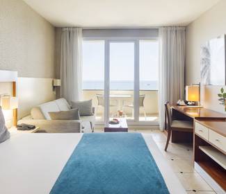 Chambre double avec vue sur la mer Hotel ILUNION Fuengirola Chambre double avec vue sur la mer Hotel ILUNION Fuengirola