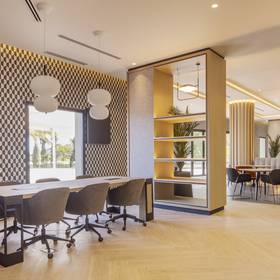 Cafeteria hotel ilunion alcora sevilla séville Cafeteria hotel ilunion alcora sevilla séville