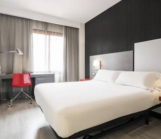 Chambre double Hotel ILUNION Suites Madrid Chambre double Hotel ILUNION Suites Madrid