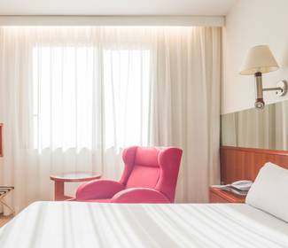 Chambre double Hôtel ILUNION Les Corts – Spa Barcelone Chambre double Hôtel ILUNION Les Corts – Spa Barcelone