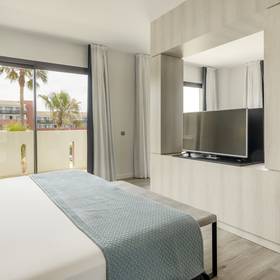 Suite junior Hotel ILUNION Calas de Conil Conil de la Frontera Suite junior Hotel ILUNION Calas de Conil Conil de la Frontera