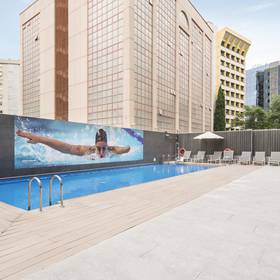 Piscine ilunion atrium Hotel ILUNION Atrium Madrid Piscine ilunion atrium Hotel ILUNION Atrium Madrid