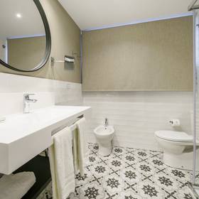 Salle de bains Hôtel ILUNION Bilbao Salle de bains Hôtel ILUNION Bilbao