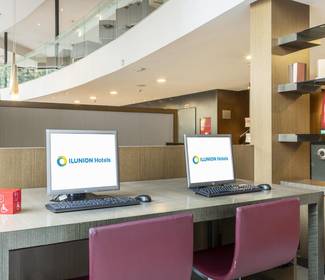 Internet point Hotel ILUNION Auditori Barcelone Internet point Hotel ILUNION Auditori Barcelone
