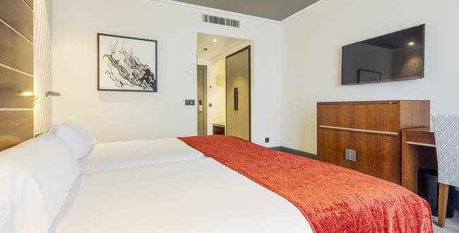 Chambre double Hotel ILUNION Alcora Sevilla Séville Chambre double Hotel ILUNION Alcora Sevilla Séville