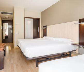 Chambres triples Hotel ILUNION Auditori Barcelone