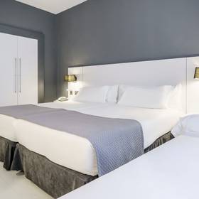 Chambre triple Hôtel ILUNION Bilbao Chambre triple Hôtel ILUNION Bilbao