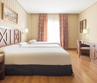 Triple standard Hotel ILUNION Alcora Sevilla Séville
