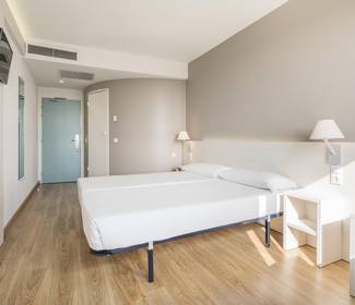 Chambre individuelle corporate Hotel ILUNION Valencia 3