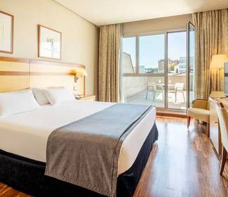 Chambre double king size avec terrasse Hotel ILUNION Alcalá Norte Madrid Chambre double king size avec terrasse Hotel ILUNION Alcalá Norte Madrid