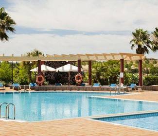 Piscine Hotel ILUNION Golf Badajoz Piscine Hotel ILUNION Golf Badajoz
