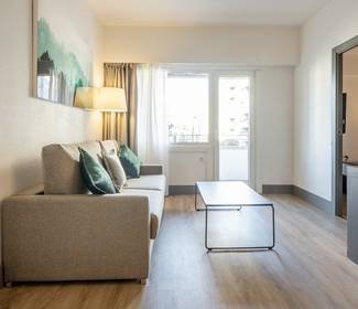 Chambres quadruples Hotel ILUNION Romareda Saragosse Chambres quadruples Hotel ILUNION Romareda Saragosse