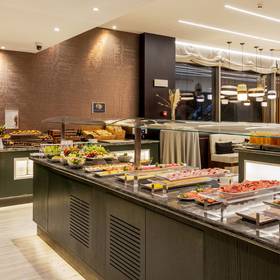 Déjeuner Hotel ILUNION Málaga Déjeuner Hotel ILUNION Málaga