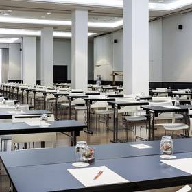 Salle de réunion ilunion suites madrid Hotel ILUNION Suites Madrid Salle de réunion ilunion suites madrid Hotel ILUNION Suites Madrid