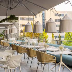 Terrasse ilunion atrium Hotel ILUNION Atrium Madrid Terrasse ilunion atrium Hotel ILUNION Atrium Madrid