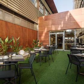 Terrasse Hotel ILUNION Barcelona Barcelone Terrasse Hotel ILUNION Barcelona Barcelone