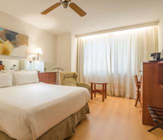 Chambre executive Hôtel ILUNION Les Corts – Spa Barcelone Chambre executive Hôtel ILUNION Les Corts – Spa Barcelone