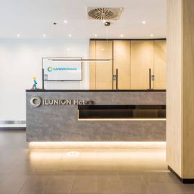 Accueil Hotel ILUNION Almirante Barcelone Accueil Hotel ILUNION Almirante Barcelone