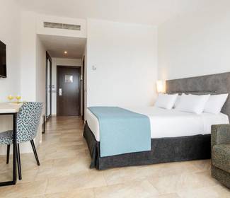 Chambre double standard Hotel ILUNION Calas de Conil Conil de la Frontera Chambre double standard Hotel ILUNION Calas de Conil Conil de la Frontera