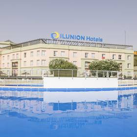 Piscine Hotel ILUNION Alcora Sevilla Séville Piscine Hotel ILUNION Alcora Sevilla Séville