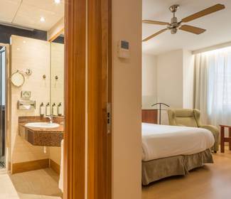 Chambre executive Hôtel ILUNION Les Corts – Spa Barcelone Chambre executive Hôtel ILUNION Les Corts – Spa Barcelone