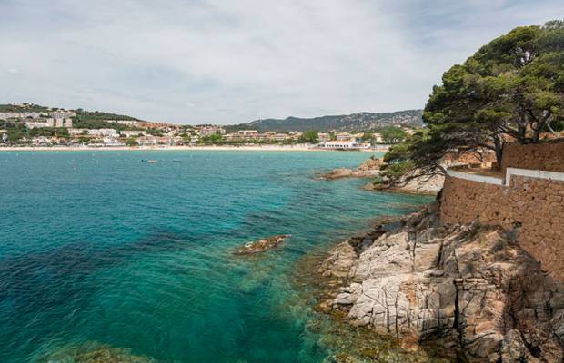 Profitez de l'été à fond. Hotel ILUNION Caleta Park S'Agaró