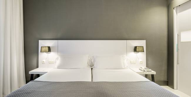 CHAMBRE ACCESSIBLE ILUNION VALENCIA 3 CHAMBRE ACCESSIBLE ILUNION VALENCIA 3