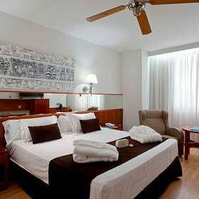 Chambre Hôtel ILUNION Les Corts – Spa Barcelone Chambre Hôtel ILUNION Les Corts – Spa Barcelone