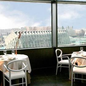 Restaurant verticale ilunion aqua4 Hotel ILUNION Aqua 4 Valence Restaurant verticale ilunion aqua4 Hotel ILUNION Aqua 4 Valence