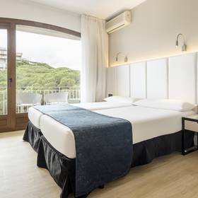 Chambre standard avec vue sur la mer ilunion caleta park Hotel ILUNION Caleta Park S'Agaró Chambre standard avec vue sur la mer ilunion caleta park Hotel ILUNION Caleta Park S'Agaró