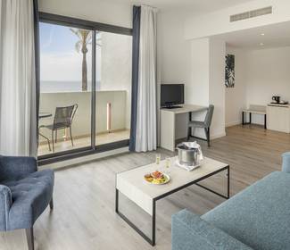 Chambre junior suite Hotel ILUNION Calas de Conil Conil de la Frontera Chambre junior suite Hotel ILUNION Calas de Conil Conil de la Frontera
