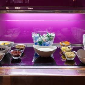 Petit déjeuner au buffet ILUNION Bel Art Petit déjeuner au buffet ILUNION Bel Art