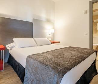Chambre double Hotel ILUNION Romareda Saragosse Chambre double Hotel ILUNION Romareda Saragosse
