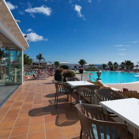 Terrasse Hotel ILUNION Costa Sal Lanzarote Puerto del Carmen Terrasse Hotel ILUNION Costa Sal Lanzarote Puerto del Carmen