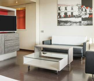 Chambre junior suite Hotel ILUNION Barcelona Barcelone Chambre junior suite Hotel ILUNION Barcelona Barcelone