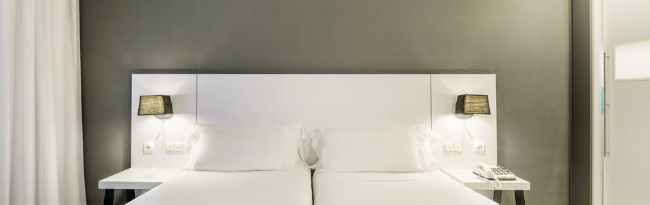 CHAMBRE ACCESSIBLE ILUNION VALENCIA 3 CHAMBRE ACCESSIBLE ILUNION VALENCIA 3